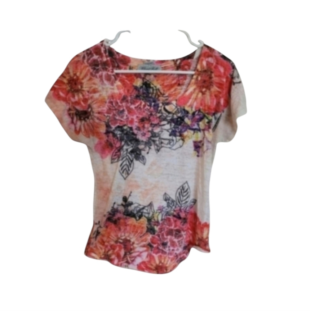Vintage Closet Full Orange Cream Floral Crew Neck Women's Tee Size Medium